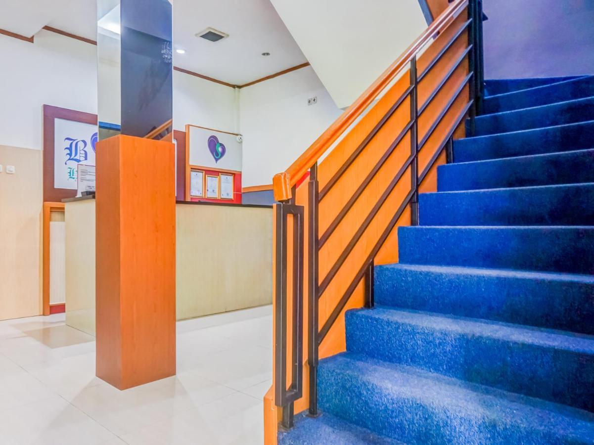 B Shaw Hotel Τζακάρτα Εξωτερικό φωτογραφία