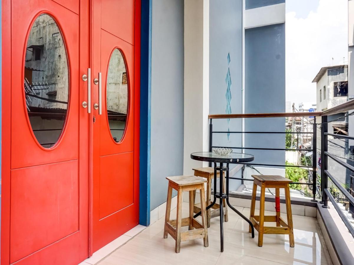 B Shaw Hotel Τζακάρτα Εξωτερικό φωτογραφία