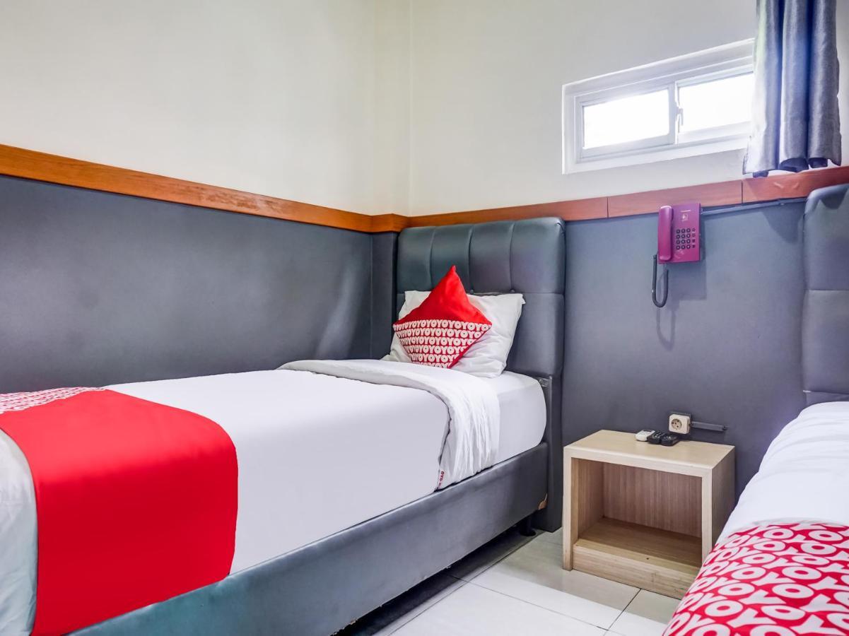 B Shaw Hotel Τζακάρτα Εξωτερικό φωτογραφία