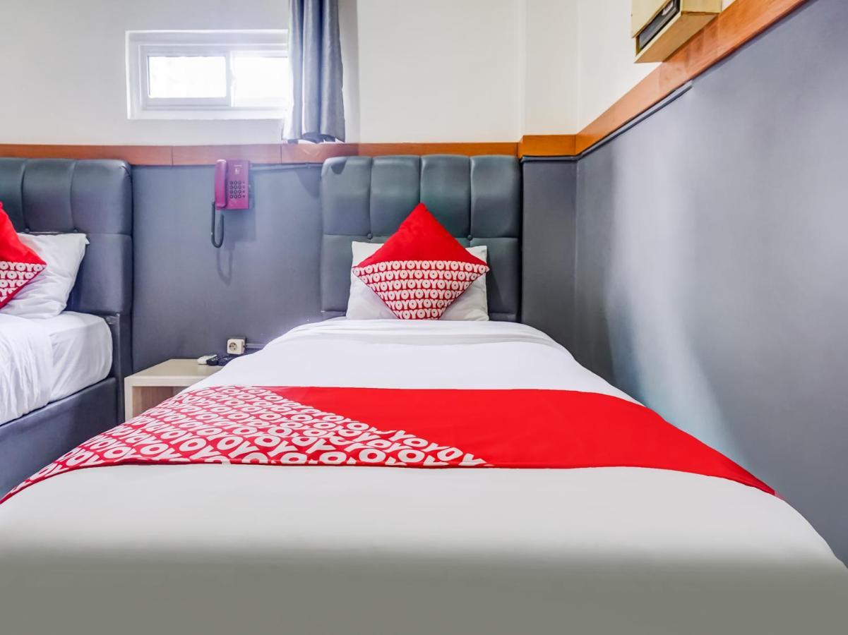 B Shaw Hotel Τζακάρτα Εξωτερικό φωτογραφία