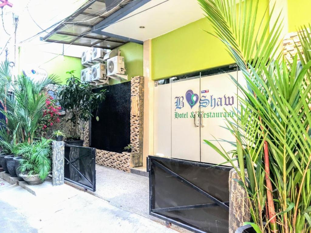 B Shaw Hotel Τζακάρτα Εξωτερικό φωτογραφία